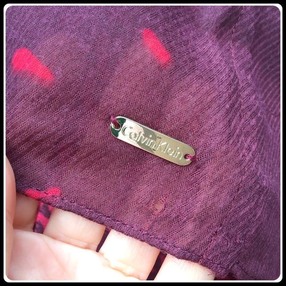 Calvin Klein infinity loop scarf - Picture 3 of 3